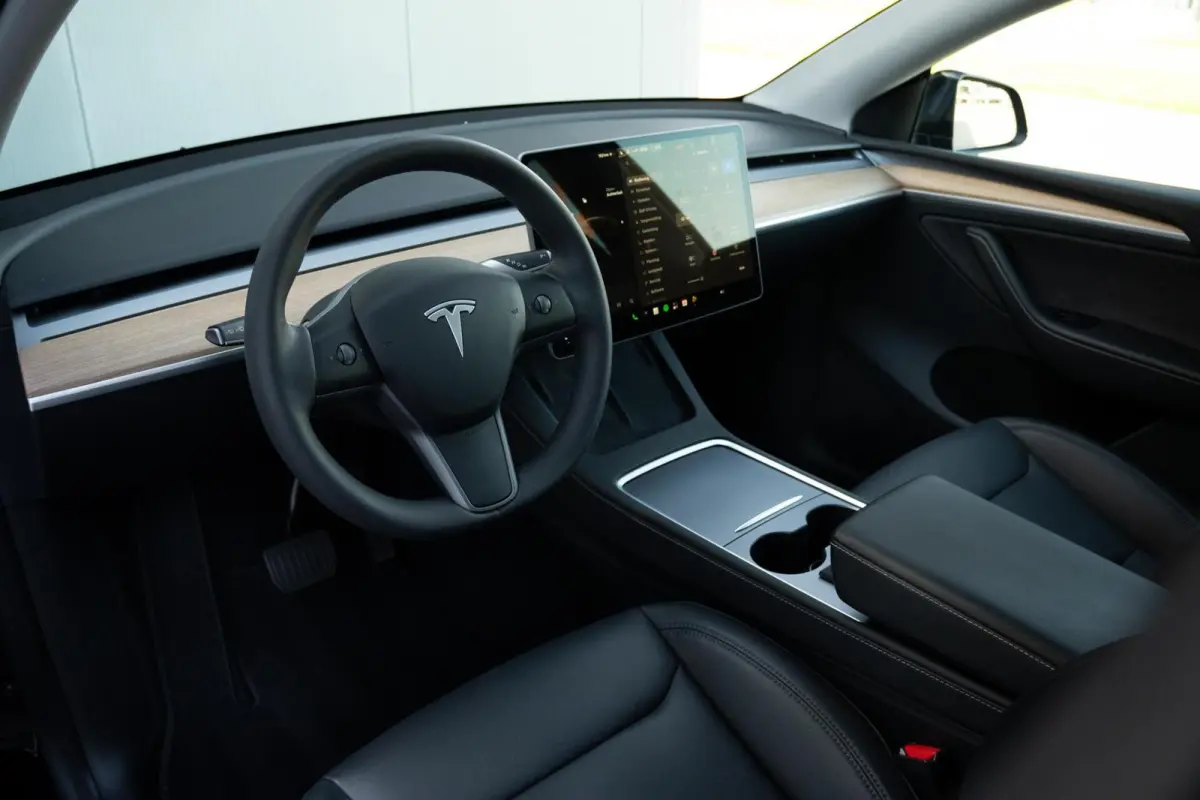 Long Range AWD 75 kWh|Org NL NAP|Trekhaak|Panoramadak|AutoPilot|Leder|LED|Dealer Onderhouden