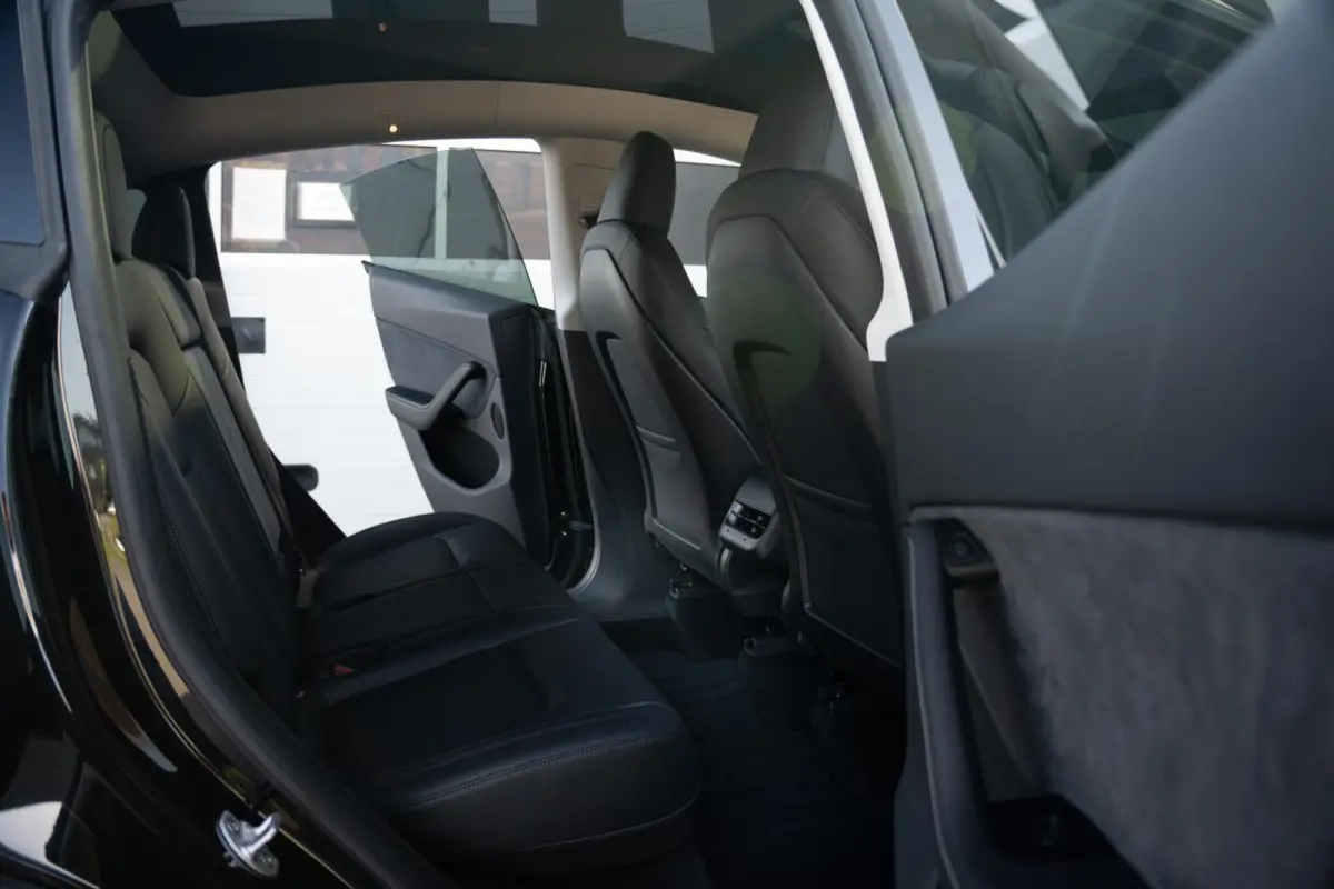 Long Range AWD 75 kWh|Org NL NAP|Trekhaak|Panoramadak|AutoPilot|Leder|LED|Dealer Onderhouden
