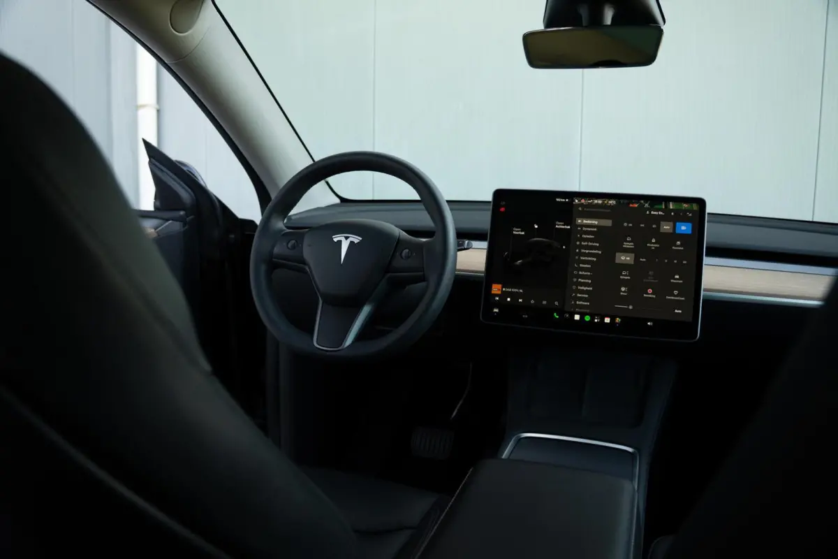 Long Range AWD 75 kWh|Org NL NAP|Trekhaak|Panoramadak|AutoPilot|Leder|LED|Dealer Onderhouden