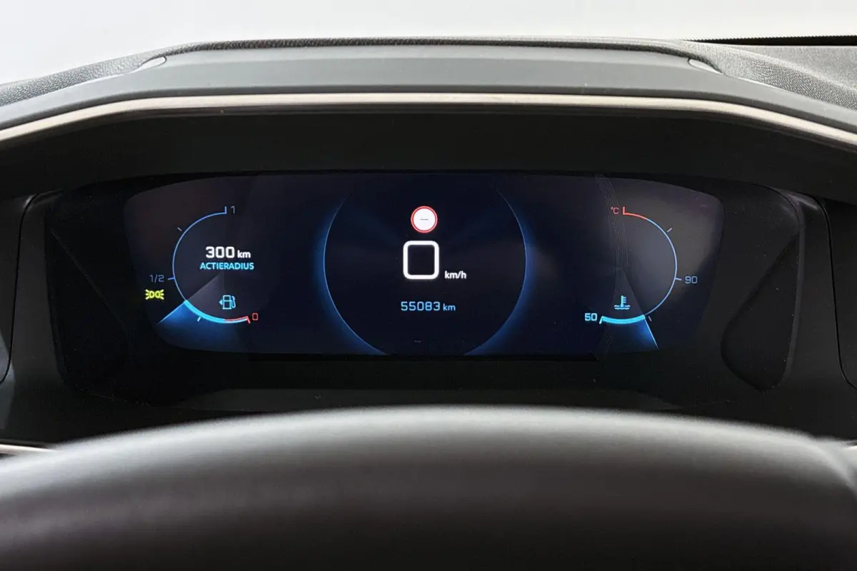 1.2 PureTech Allure Pack Stoelverwarming Keyless Adaptieve Cruise Control Apple CarPlay