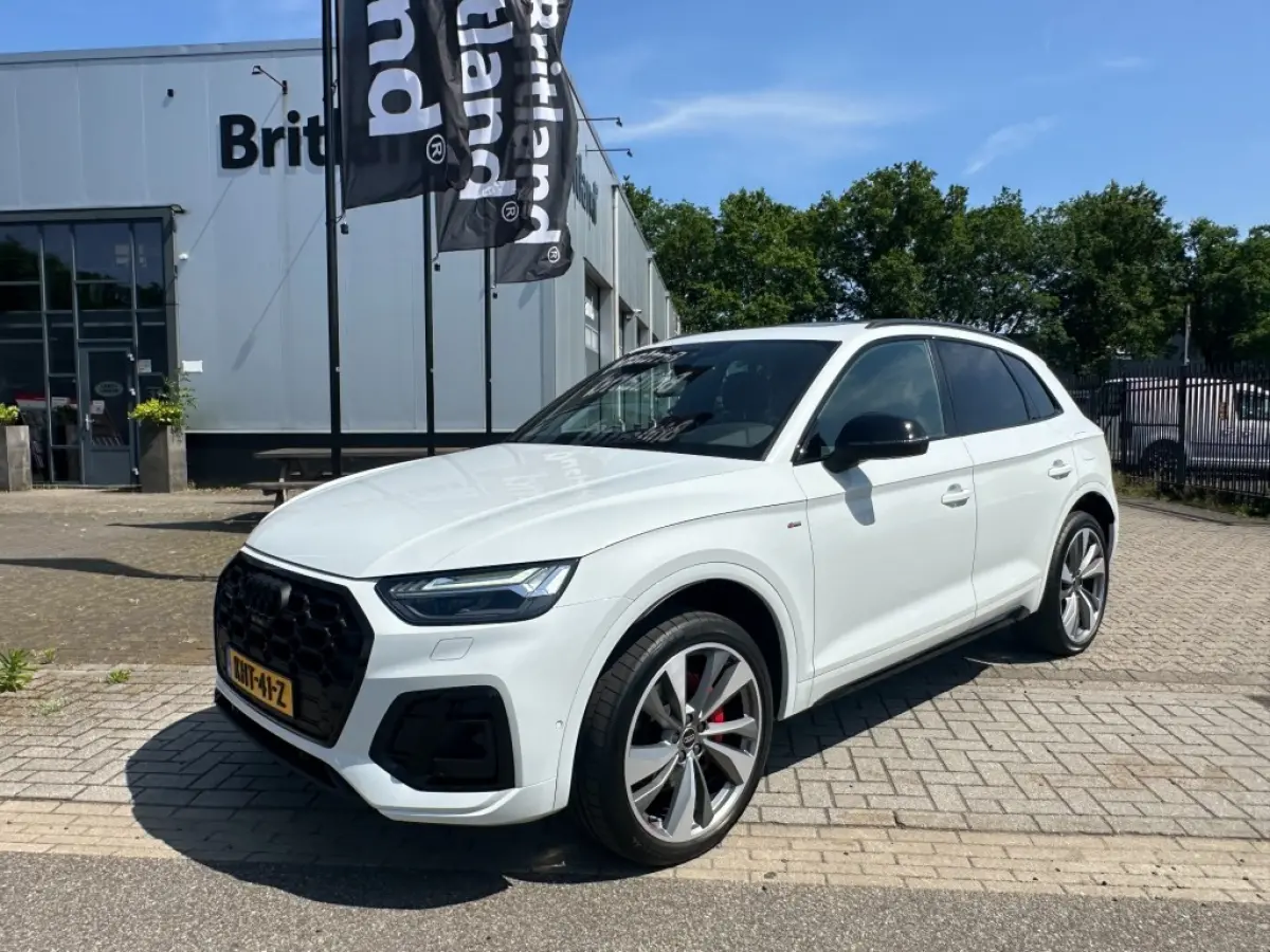 55 TFSI e Competition Quattro S-Line 2025 *BTW *B&O *Pano *Adaptive *21inch *trekhaak