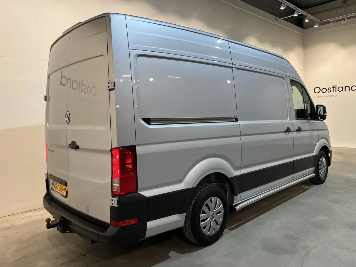 35 2.0 TDI L3H3 140 PK Automaat / Euro 6 / Trekhaak 3.000 KG / Airco / Cruise Control / CarPlay / PDC / Navigatie / 3-Zits / 69.000 KM !!