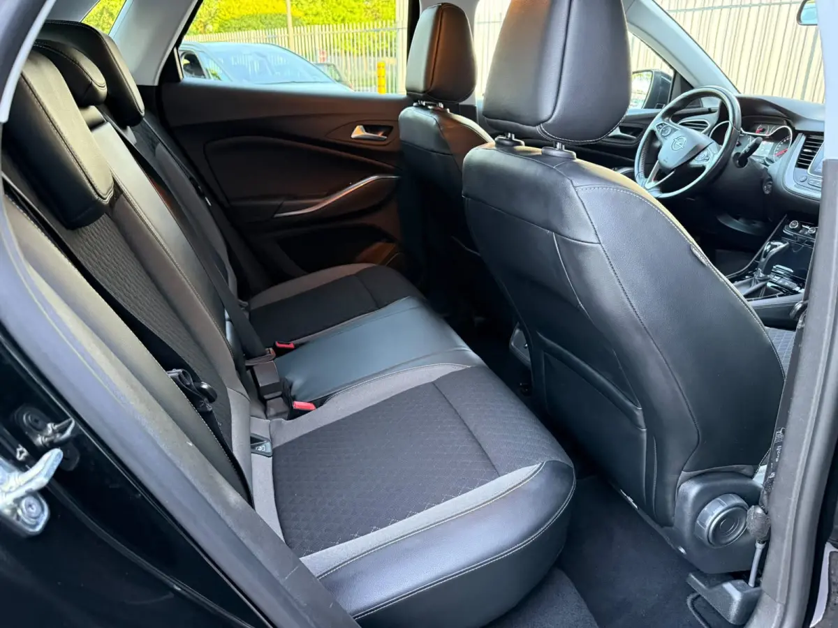1.2 Turbo Business Executive CARPLAY|NWE DRIEM|AUTOMAAT|AIRCO