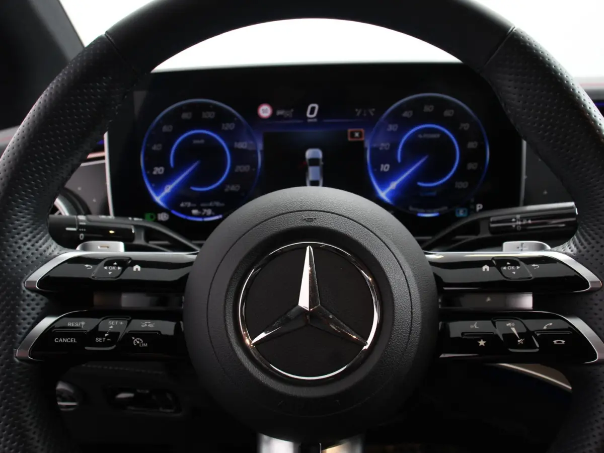 350 AMG Line Edition Advanced Plus 292 kWh Climate control Adaptieve cruise control Parkeersensoren Achteruitrijcamera Sfeerverlichting Stoelverwarming Keyless LED Navigatie