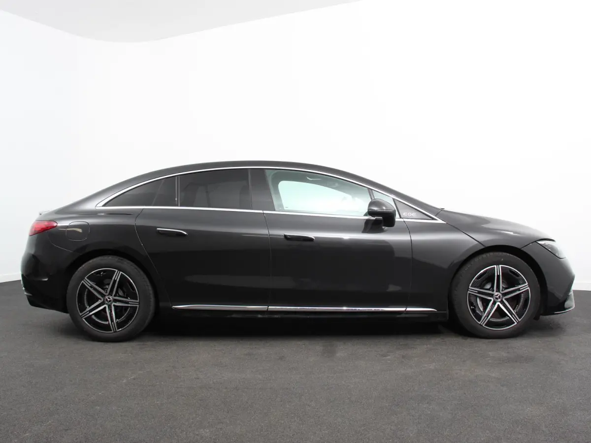 350 AMG Line Edition Advanced Plus 292 kWh Climate control Adaptieve cruise control Parkeersensoren Achteruitrijcamera Sfeerverlichting Stoelverwarming Keyless LED Navigatie