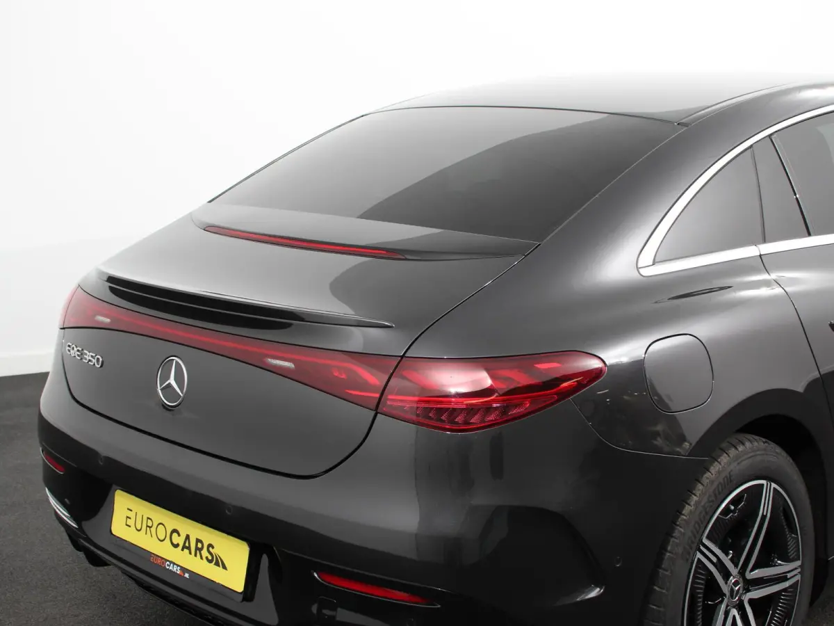 350 AMG Line Edition Advanced Plus 292 kWh Climate control Adaptieve cruise control Parkeersensoren Achteruitrijcamera Sfeerverlichting Stoelverwarming Keyless LED Navigatie
