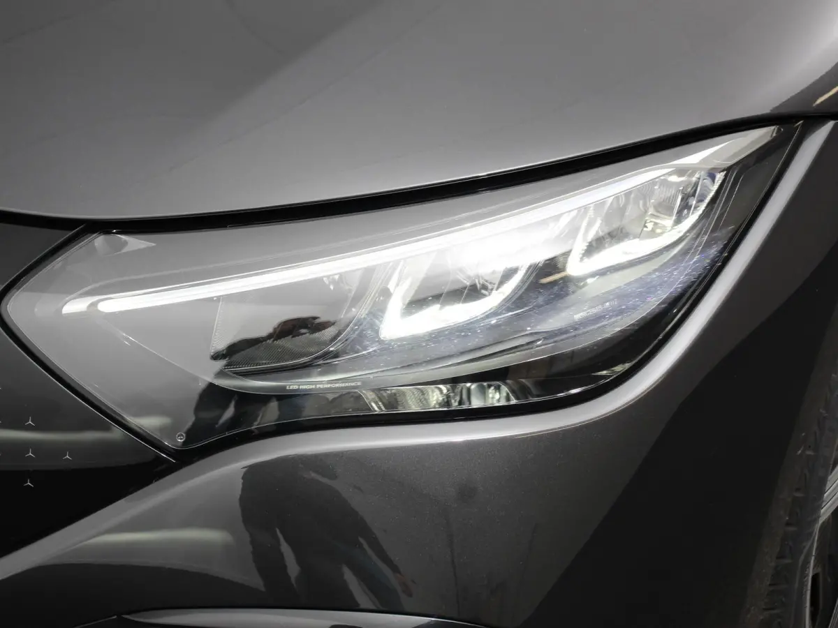 350 AMG Line Edition Advanced Plus 292 kWh Climate control Adaptieve cruise control Parkeersensoren Achteruitrijcamera Sfeerverlichting Stoelverwarming Keyless LED Navigatie