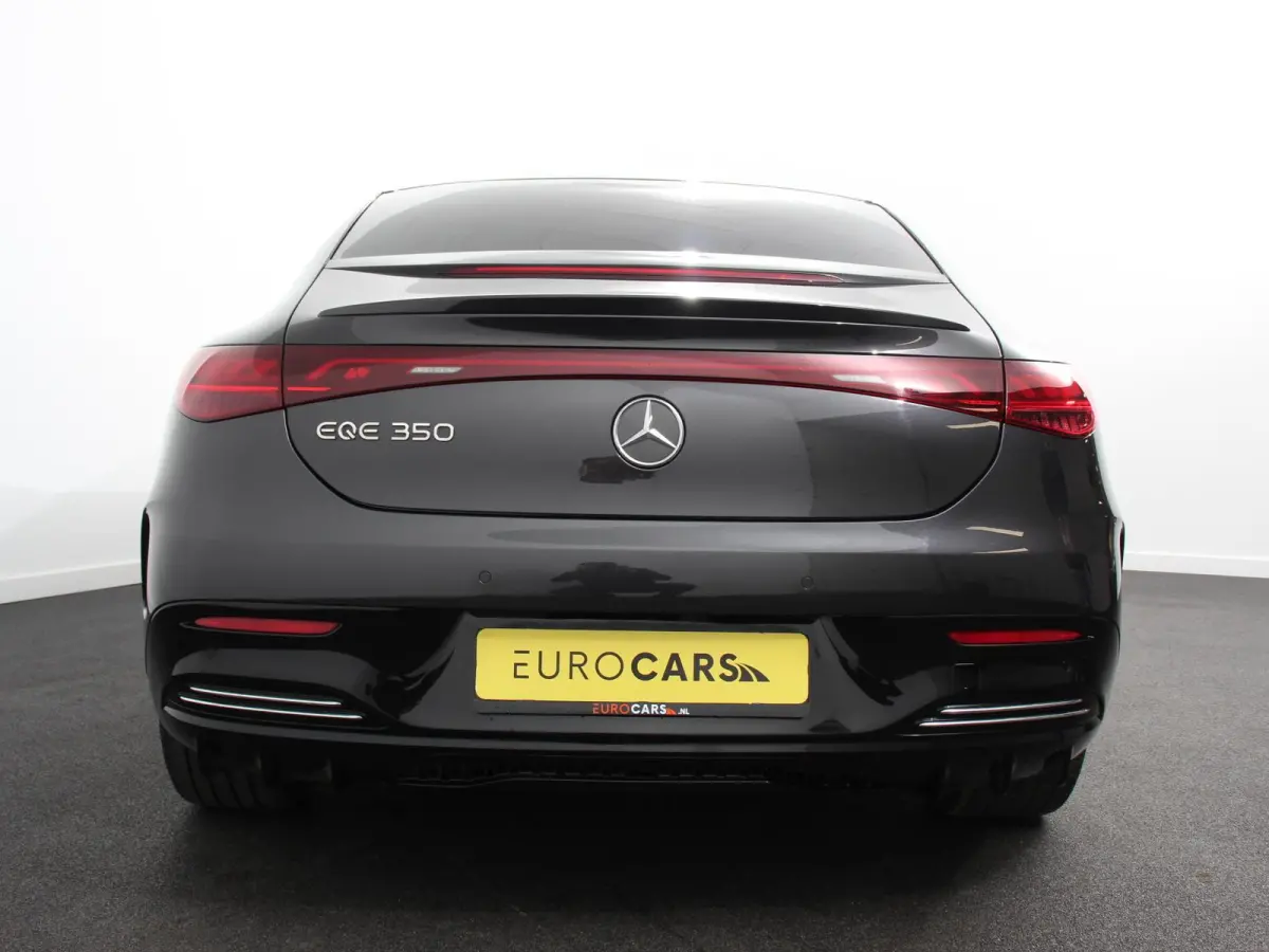 350 AMG Line Edition Advanced Plus 292 kWh Climate control Adaptieve cruise control Parkeersensoren Achteruitrijcamera Sfeerverlichting Stoelverwarming Keyless LED Navigatie