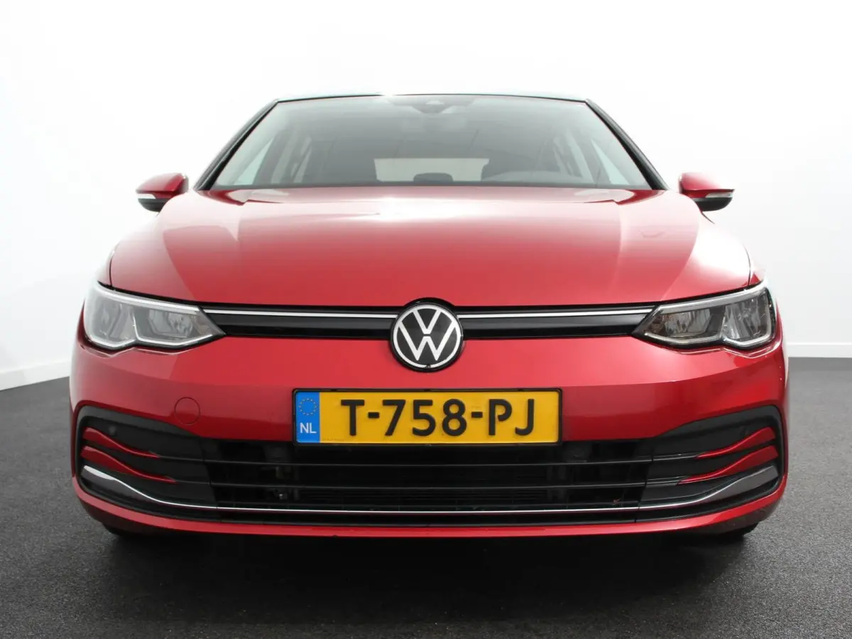 1.0 eTSI 110pk Active Automaat Panorama dak Navigatie Climate Control Adaptive Cruise Control Virtual Cockpit Stoelverwarming Extra Getint Glas