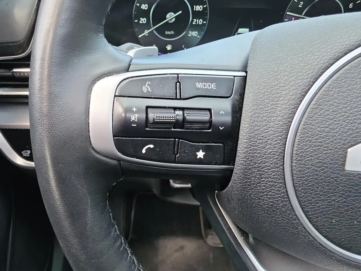 1.6 T-GDi Hybrid DynamicPlusLine | Climate control | Navigatie | Elektrische achterklep | Schuif/kantel dak | Stoel-en stuurverwarming