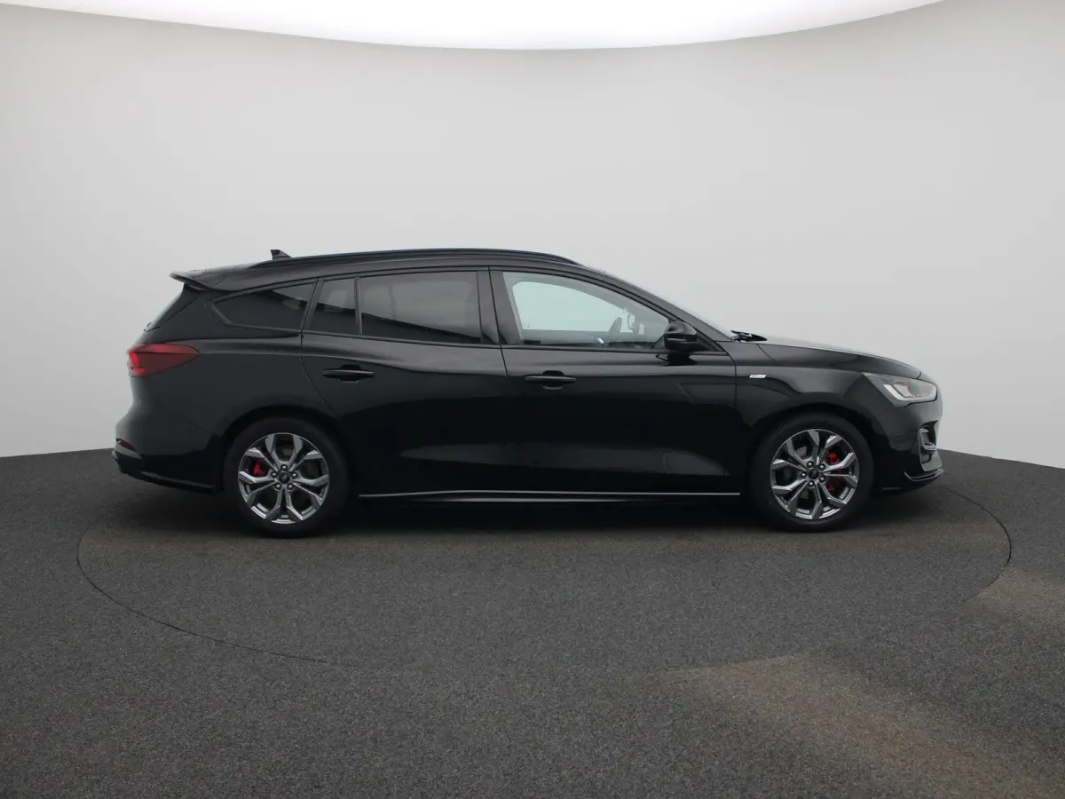 1.0 EcoBoost Hybrid ST Line Style | Trekhaak | Cruise Control | Winter Pack | Full LED | Keyless Entry&Go | Achteruitcamera |