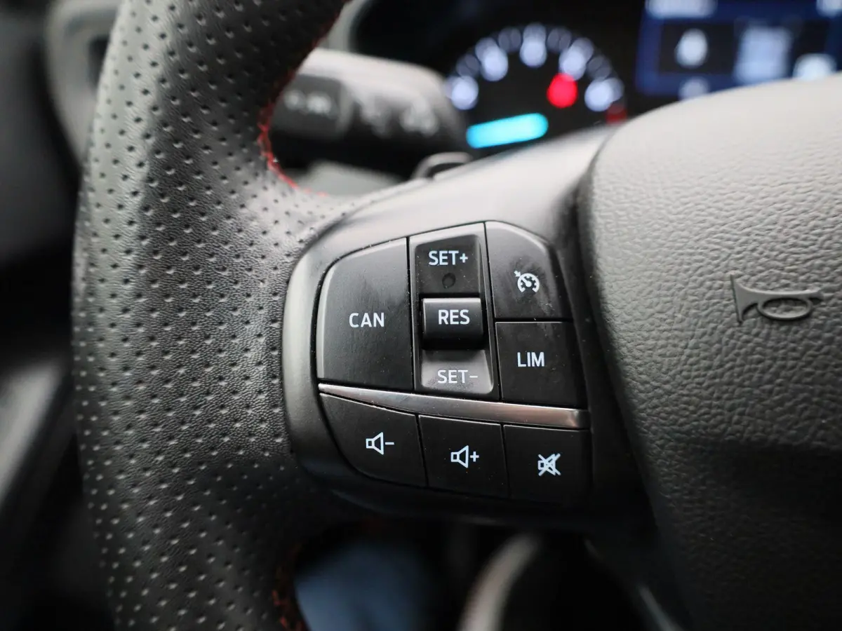 1.0 EcoBoost Hybrid ST Line Style | Trekhaak | Cruise Control | Winter Pack | Full LED | Keyless Entry&Go | Achteruitcamera |