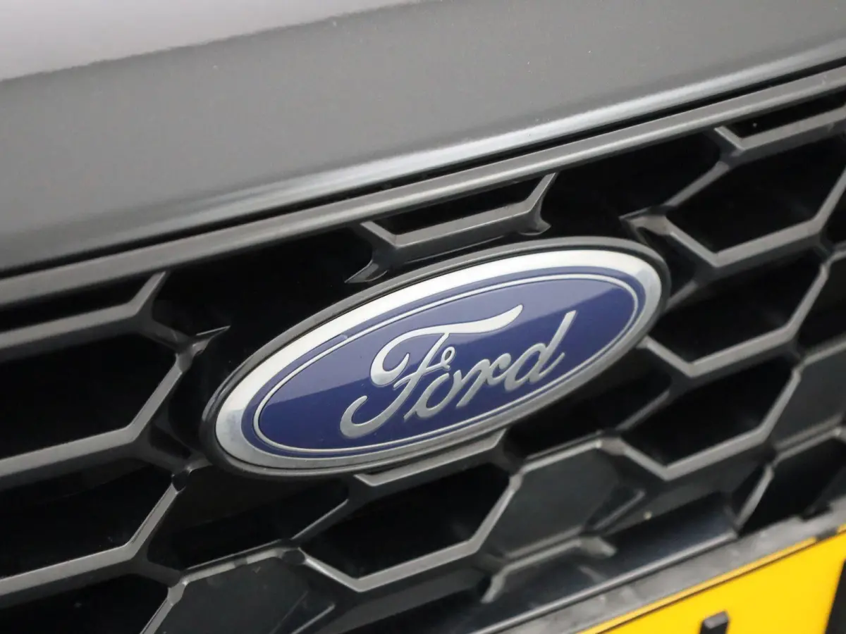 1.0 EcoBoost Hybrid ST Line Style | Trekhaak | Cruise Control | Winter Pack | Full LED | Keyless Entry&Go | Achteruitcamera |