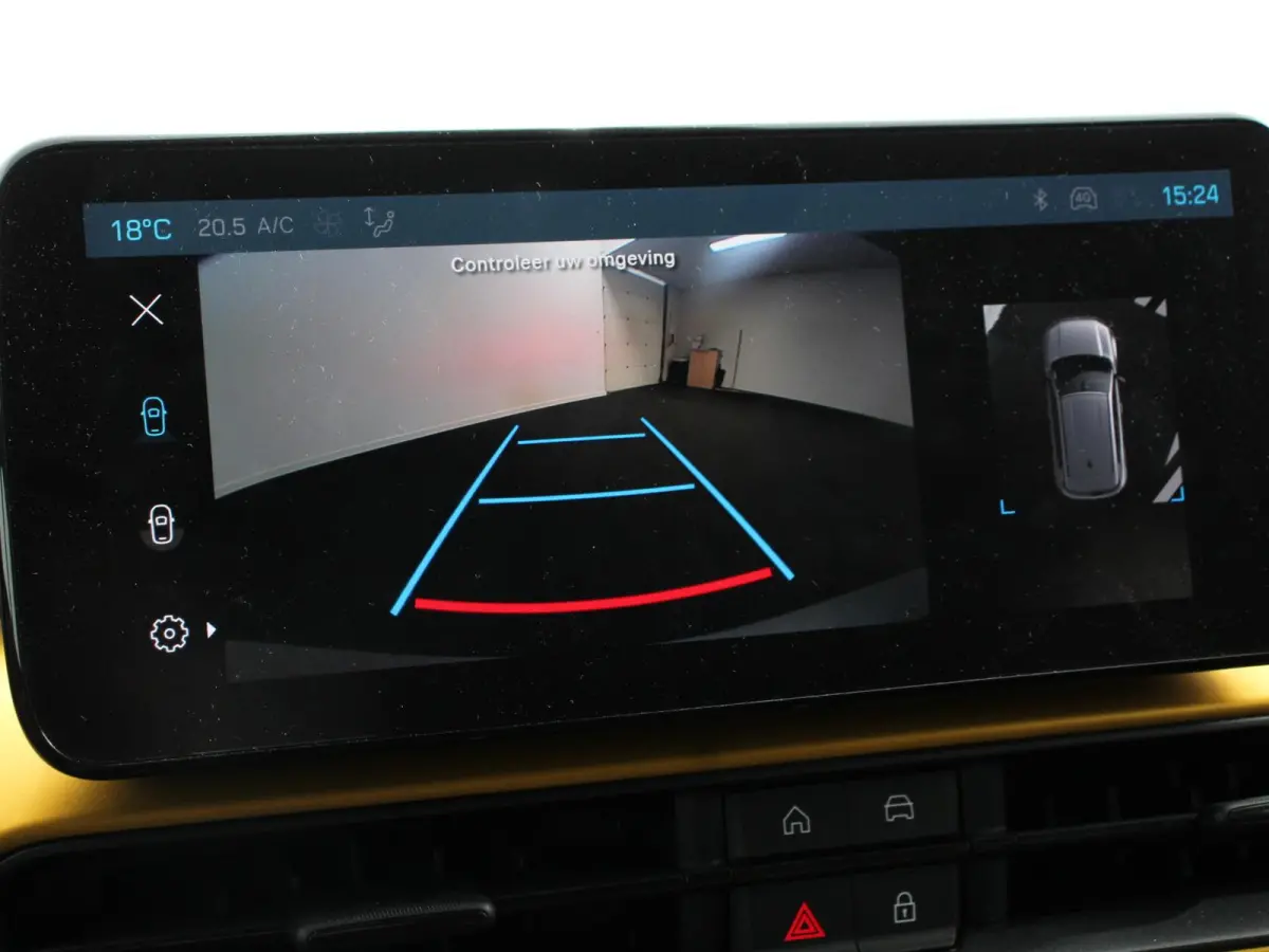 Summit 54 kWh SOH 96,5 % Camera Lichtmetalen Velgen 18" Navigatie Apple Carplay/ Android Auto Sfeerverlichting Parkeersensor achter Cruise Control Stoelverwarming Full LED Virtual Cockpit Cl