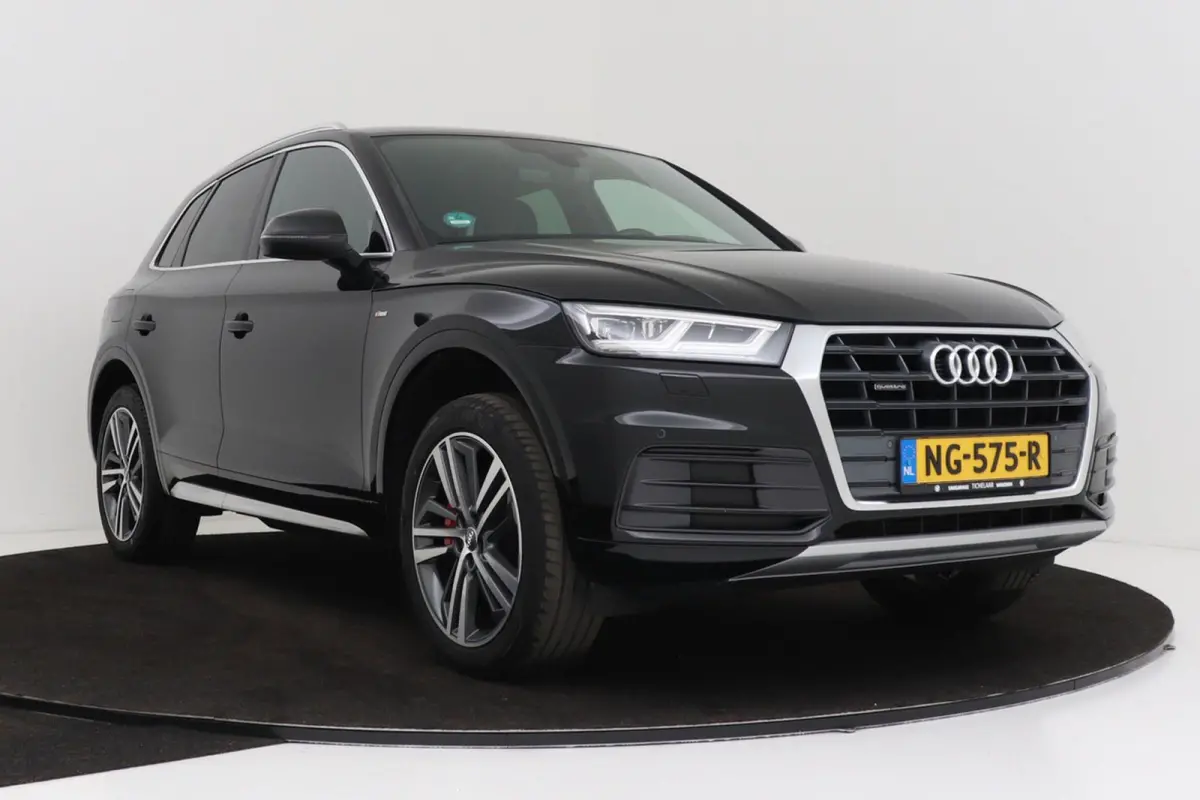 2.0 TFSI quattro Sport Line S-Line | Trekhaak | Org NL | Digital Cockpit | CarPlay | Camera | Stoelverwarming | Blind Spot