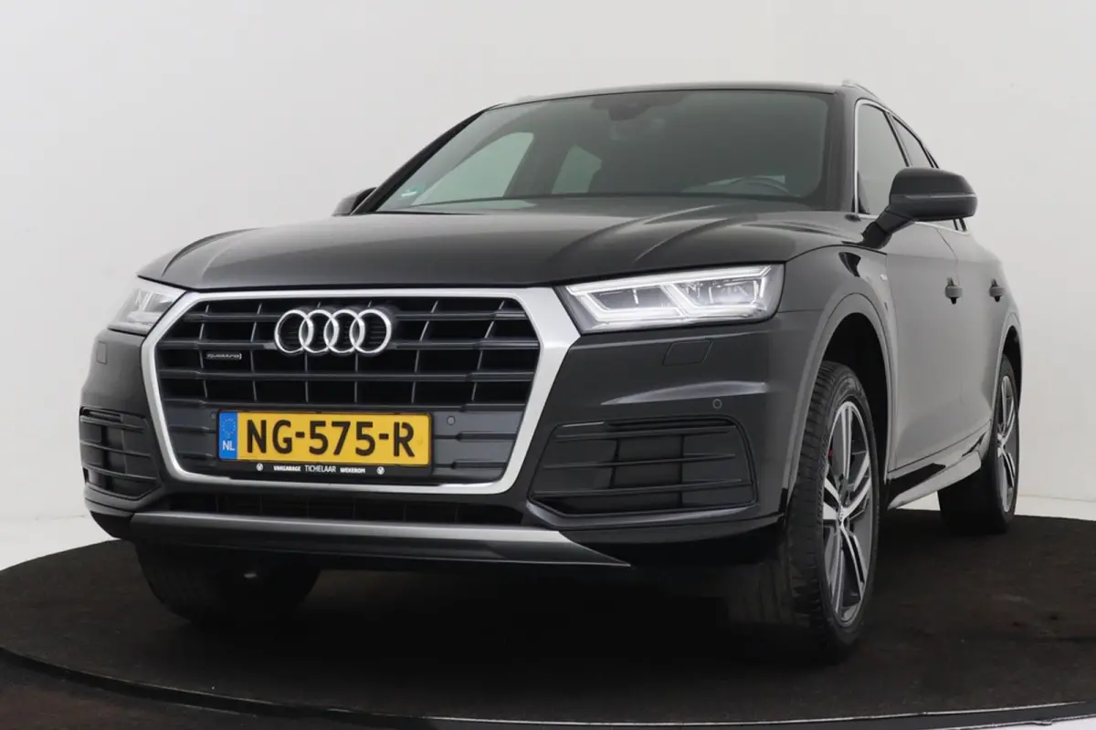 2.0 TFSI quattro Sport Line S-Line | Trekhaak | Org NL | Digital Cockpit | CarPlay | Camera | Stoelverwarming | Blind Spot