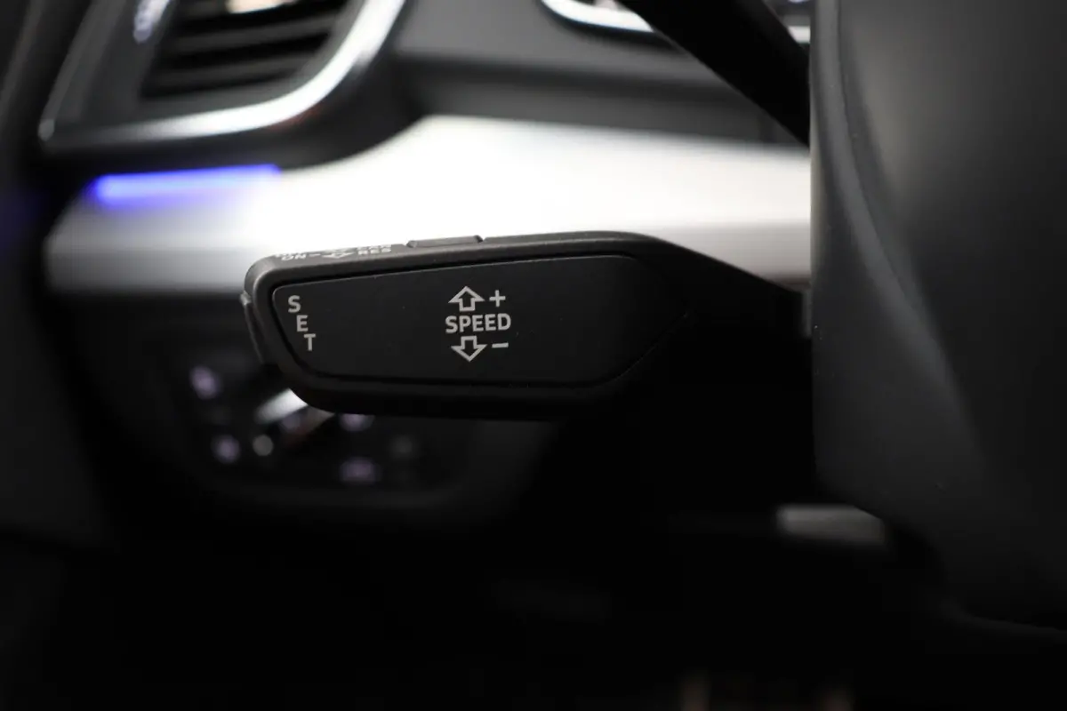 2.0 TFSI quattro Sport Line S-Line | Trekhaak | Org NL | Digital Cockpit | CarPlay | Camera | Stoelverwarming | Blind Spot