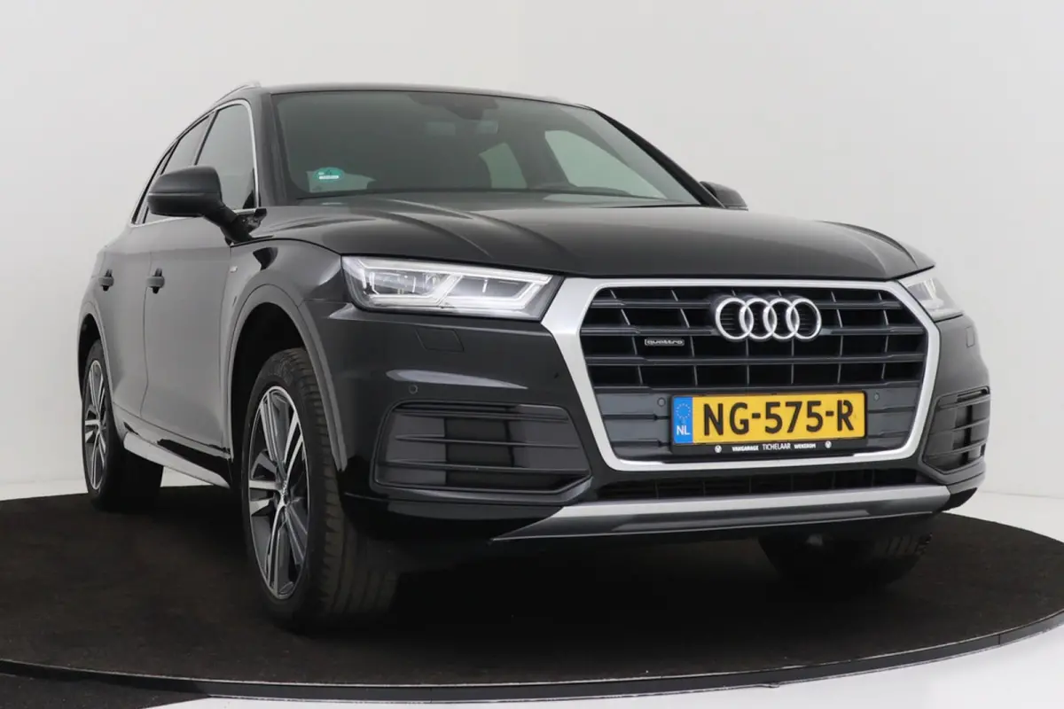2.0 TFSI quattro Sport Line S-Line | Trekhaak | Org NL | Digital Cockpit | CarPlay | Camera | Stoelverwarming | Blind Spot