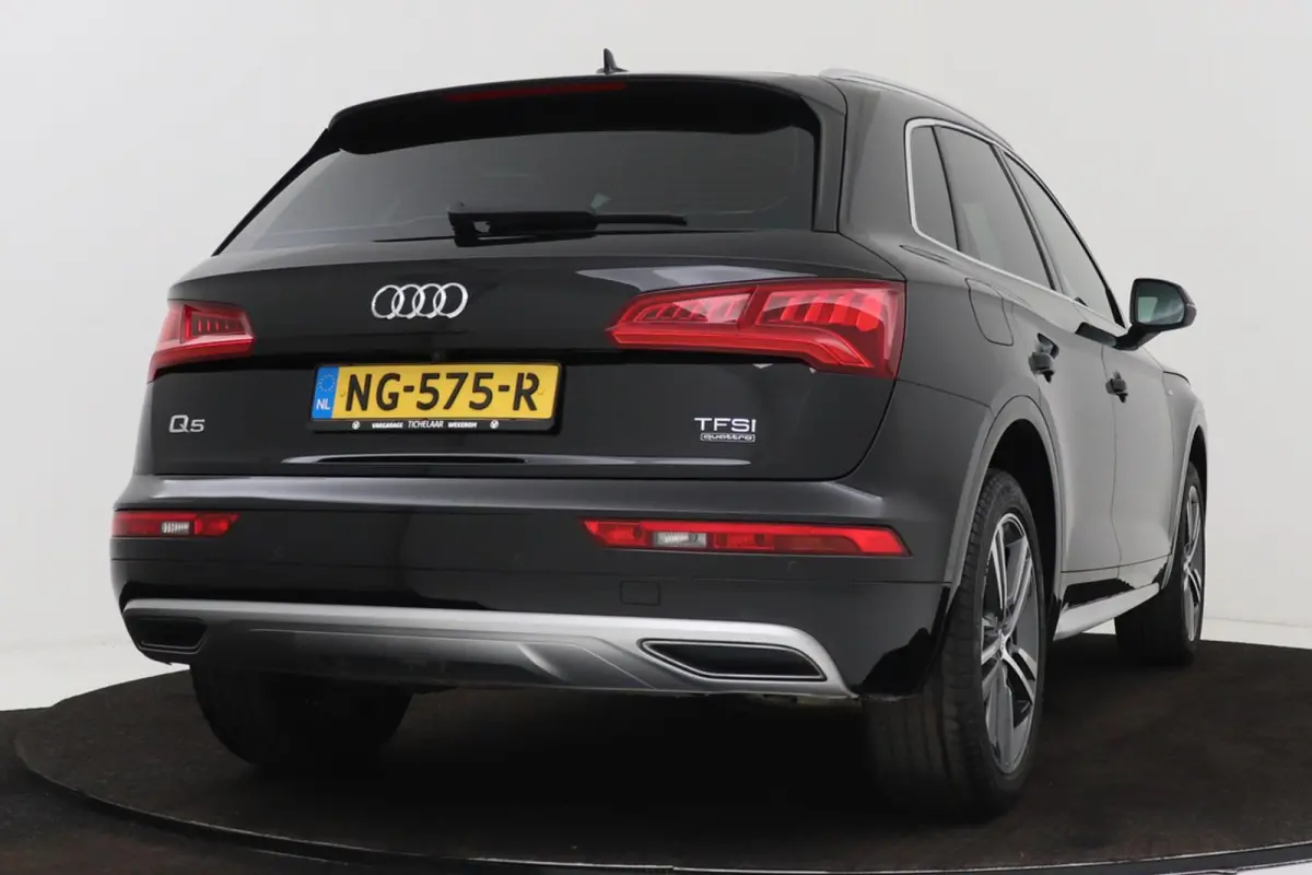 2.0 TFSI quattro Sport Line S-Line | Trekhaak | Org NL | Digital Cockpit | CarPlay | Camera | Stoelverwarming | Blind Spot