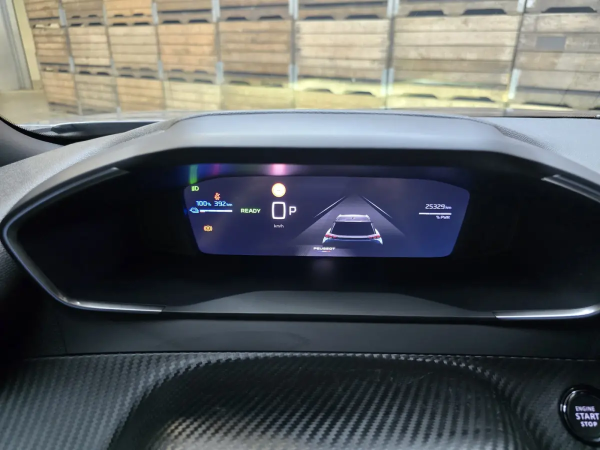 EV Allure Avantage 54 kWh FL Carplay camera cruise pdc 17"LM