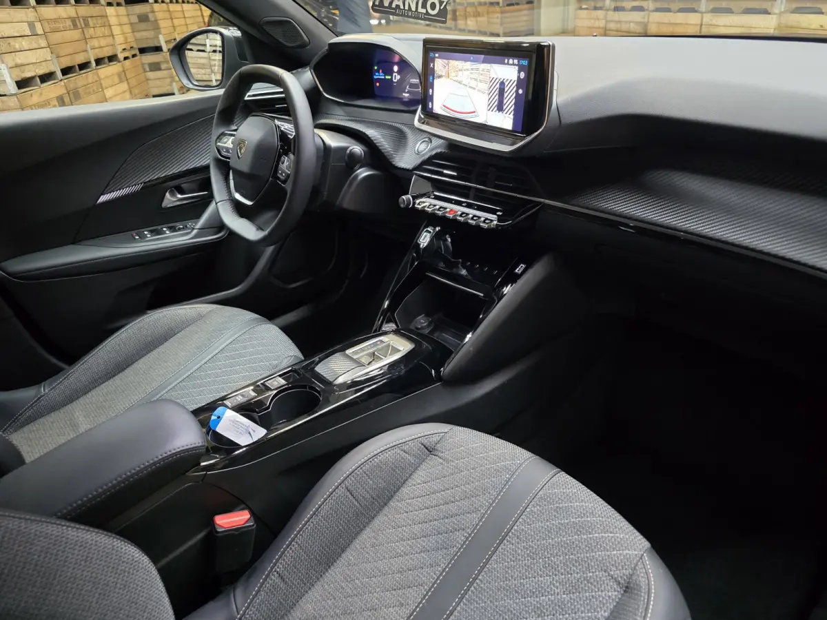 EV Allure Avantage 54 kWh FL Carplay camera cruise pdc 17"LM