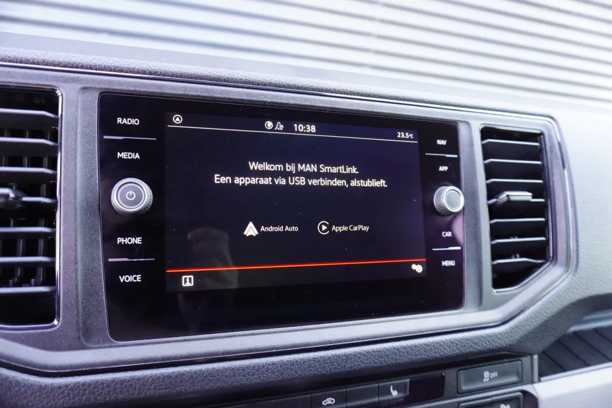 180pk Automaat L3H2/L2H1 Navigatie Apple carplay Airco Stoelverwarming Camera parkeersensoren LED