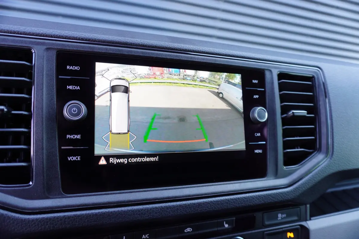 180pk Automaat L3H2/L2H1 Navigatie Apple carplay Airco Stoelverwarming Camera parkeersensoren LED