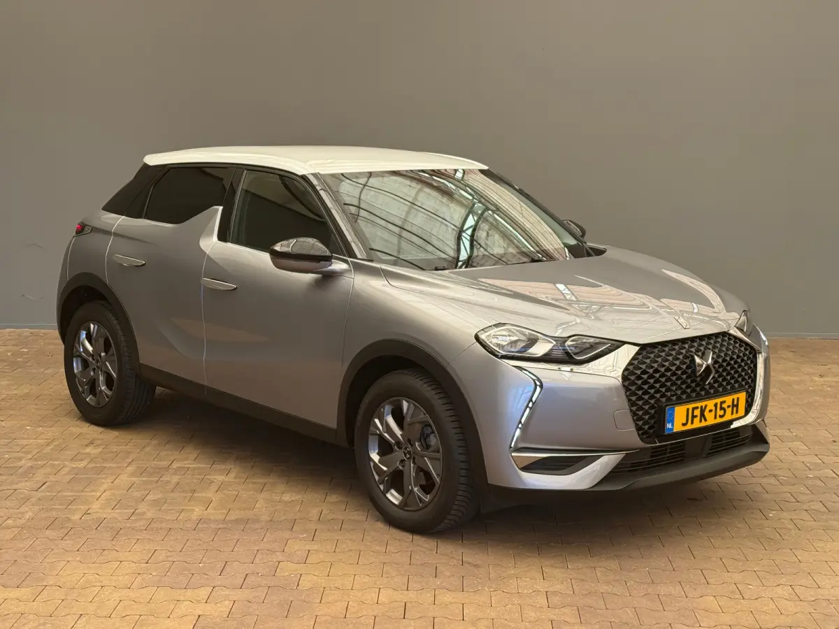 1.2 PureTech Business Camera | Leder\Stof | Navigatie | Clima | Carplay | Parkeersensoren | Cruise | LED | | Achterbank in delen neerklapbaar | Afwijkende dakkleur | Bestuurdersairbag