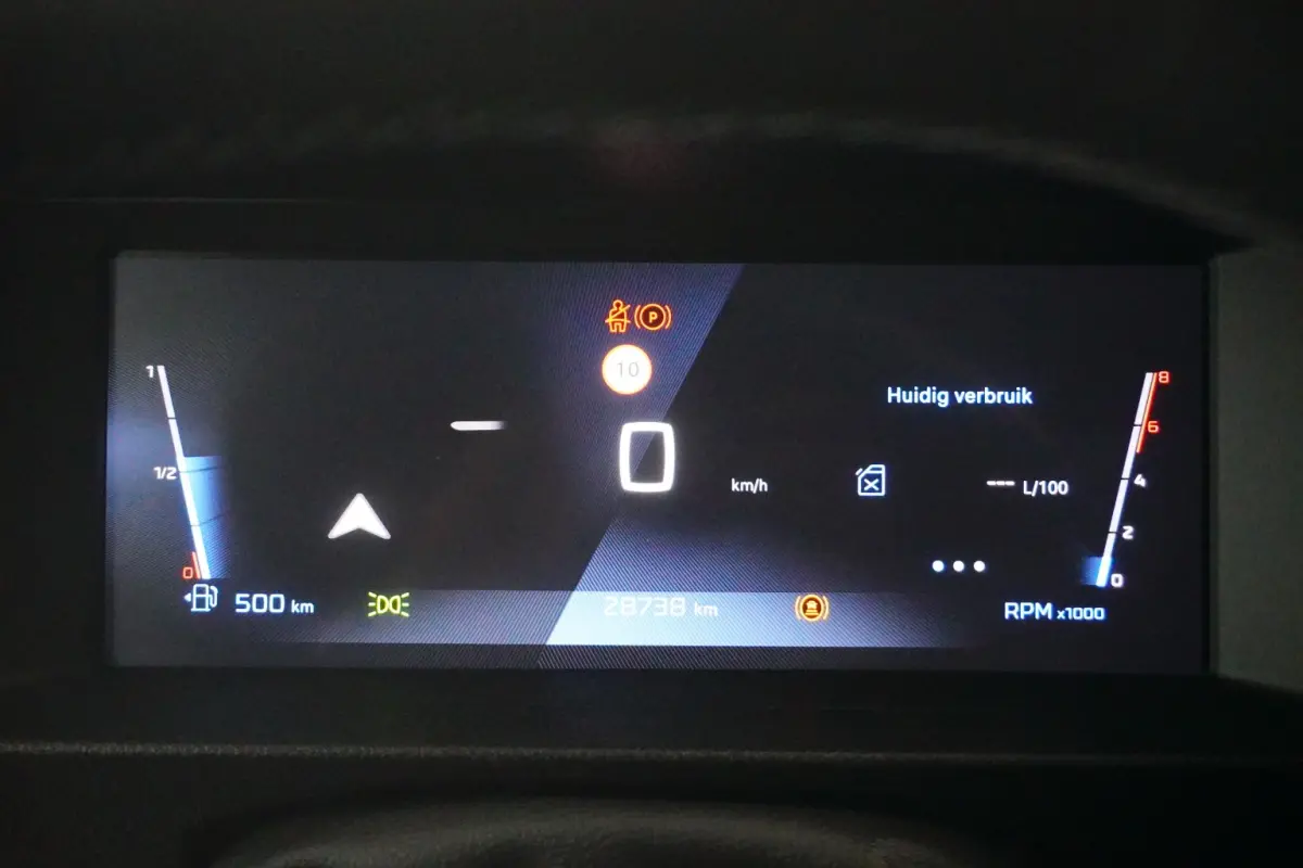 2.0 BlueHDi 145 S&S Camera | Navigatie | Pack Moduwork | Houten Laadvloer | Climate Control | Carplay | Digitaal Dashboard | 3-Zits | 2 zitplaatsen rechtsvoor | Airco | Alarm klasse 1(startb