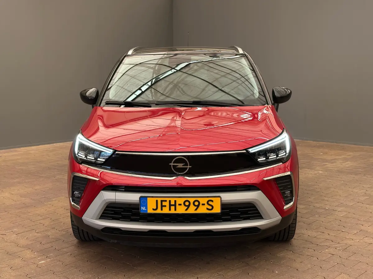 1.2 TURBO 110PK ULTIMATE Camera | Alcantara | Dode Hoek | Clima | Navigatie | 17 LMV | Keyless | Carplay | Cruise | LED | Getint glas | | Achteruitrijcamera | Afwijkende dakkleur | Apple Car