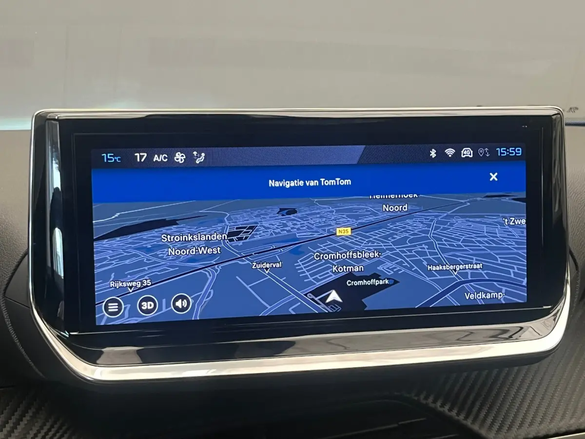 1.2 PureTech 100 Allure Camera | Stoelverwarming | Navigatie | Carplay | Digitaal Dashboard | 17" Lichtmetaal | Leder/Stof | Achteruitrij camera | Airco (automatisch) | Cruise control