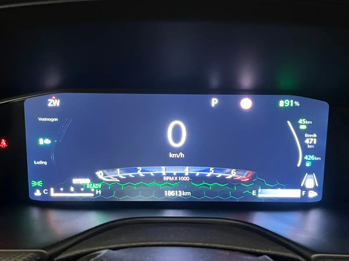 4xe 240 Plug-in Hybrid Trailhawk Lederen Bekleding | Elek. Stoelen met Geheugen | Camera | Adaptieve Cruise | LED | 17" Lichtmetaal | Achteruitrijcamera | Airco (automatisch) | Cruise contro