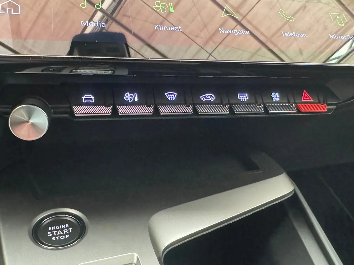 1.2 PureTech 1.2 PureTech GT 130PK EAT8 Adaptieve Cruise | Camera | Elec.Klep | Navigatie | | Alcantara bekleding | Apple Carplay/Android Auto|telefoonintegratie premium | Cruise control ada