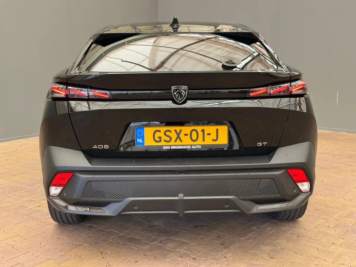 1.2 PureTech 1.2 PureTech GT 130PK EAT8 Adaptieve Cruise | Camera | Elec.Klep | Navigatie | | Alcantara bekleding | Apple Carplay/Android Auto|telefoonintegratie premium | Cruise control ada