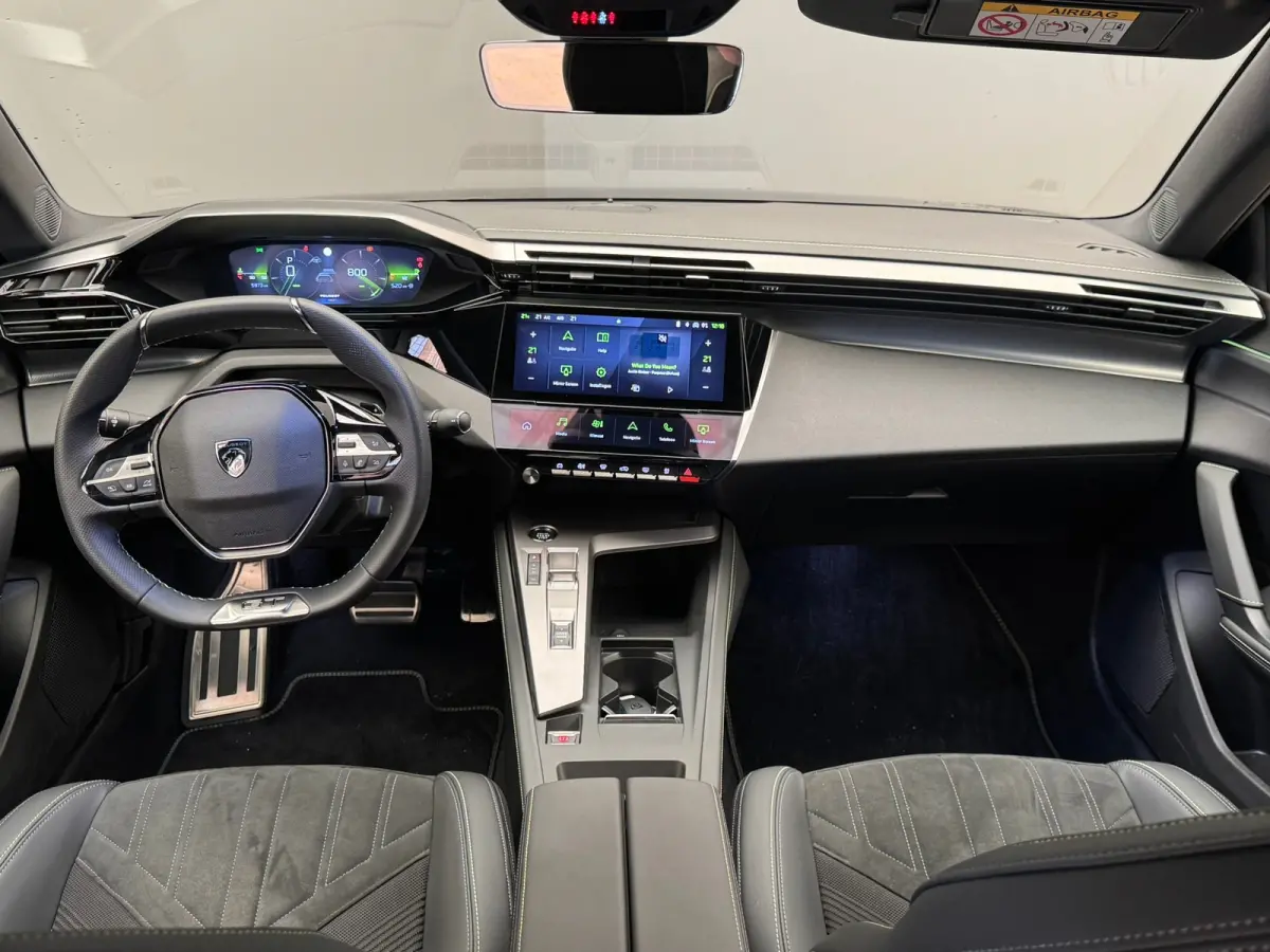 1.2 PureTech 1.2 PureTech GT 130PK EAT8 Adaptieve Cruise | Camera | Elec.Klep | Navigatie | | Alcantara bekleding | Apple Carplay/Android Auto|telefoonintegratie premium | Cruise control ada