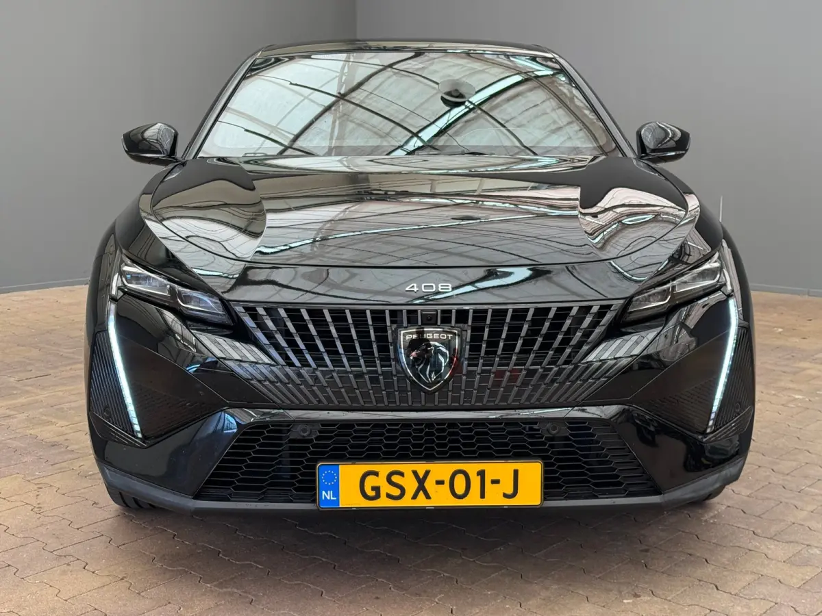 1.2 PureTech 1.2 PureTech GT 130PK EAT8 Adaptieve Cruise | Camera | Elec.Klep | Navigatie | | Alcantara bekleding | Apple Carplay/Android Auto|telefoonintegratie premium | Cruise control ada