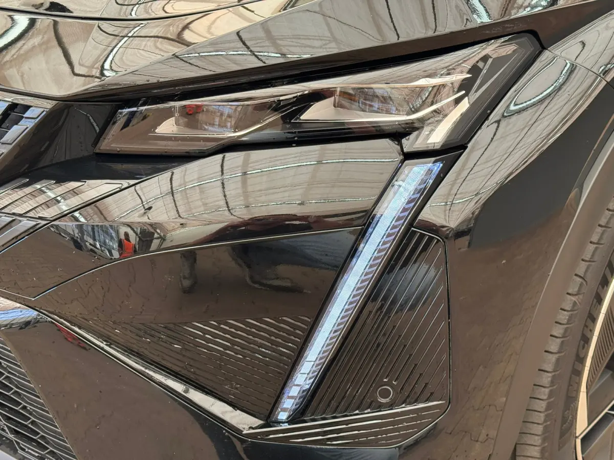 1.2 PureTech 1.2 PureTech GT 130PK EAT8 Adaptieve Cruise | Camera | Elec.Klep | Navigatie | | Alcantara bekleding | Apple Carplay/Android Auto|telefoonintegratie premium | Cruise control ada