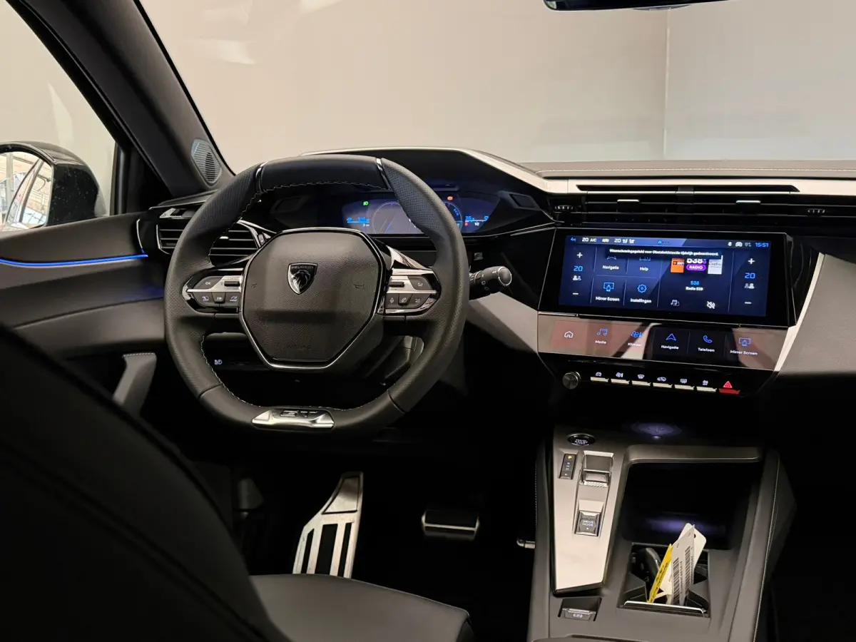 GT Avantage EV 54 kWh Alcantara | Warmtepomp | Navigatie | Stoelverwarming | Apple Carplay/Android Auto | | 11 kW lader | Achteruitrijcamera | Apple Carplay/Android Auto|telefoonintegratie p