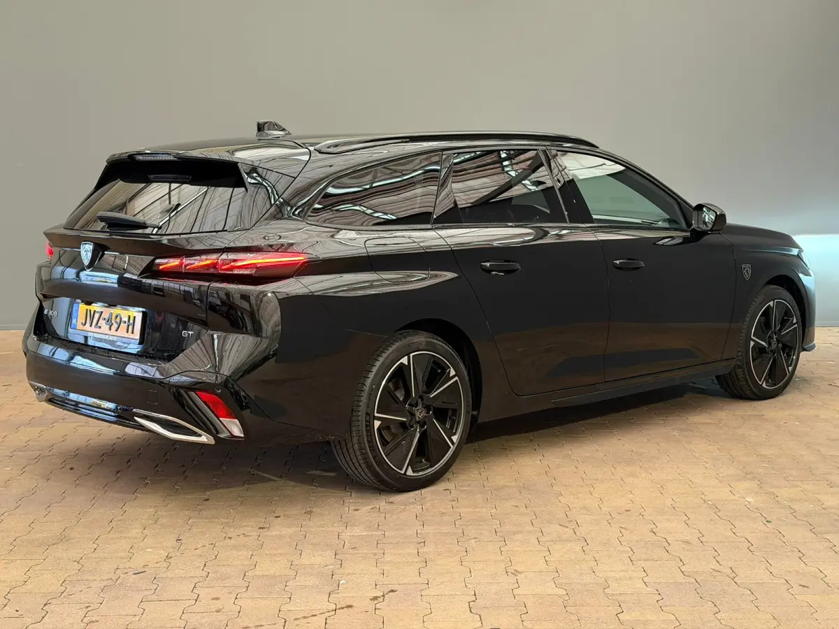 GT Avantage EV 54 kWh Alcantara | Warmtepomp | Navigatie | Stoelverwarming | Apple Carplay/Android Auto | | 11 kW lader | Achteruitrijcamera | Apple Carplay/Android Auto|telefoonintegratie p