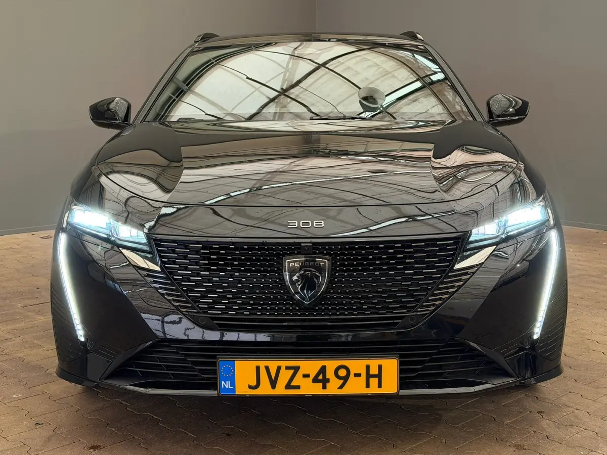 GT Avantage EV 54 kWh Alcantara | Warmtepomp | Navigatie | Stoelverwarming | Apple Carplay/Android Auto | | 11 kW lader | Achteruitrijcamera | Apple Carplay/Android Auto|telefoonintegratie p