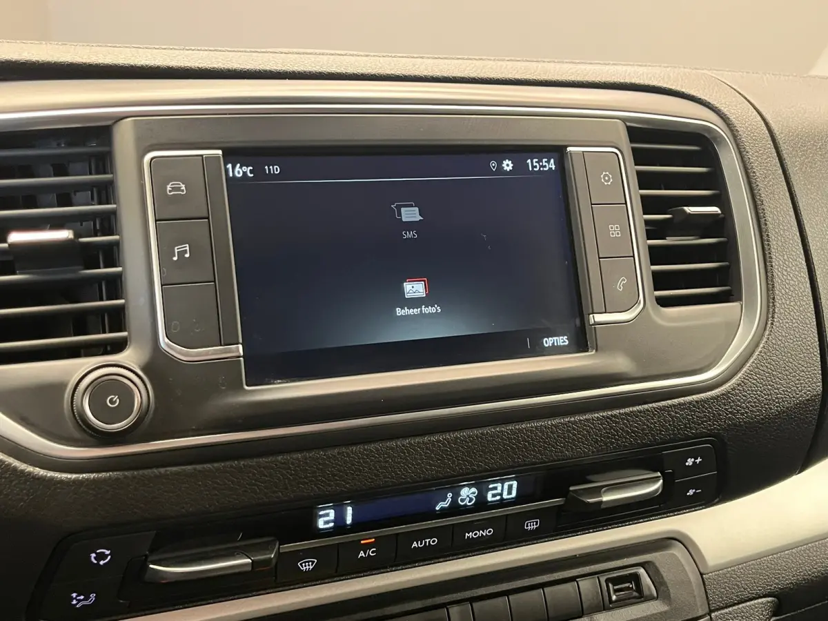 2.0 BlueHDi 145 S&S L3 Camera | Ingerichte Laadruimte | Carplay | Keyless | Climate | Cruise | Parkeersensoren Achter | 2 zitplaatsen rechtsvoor | 360 Parkeercamera | Achterdeuren met ruiten