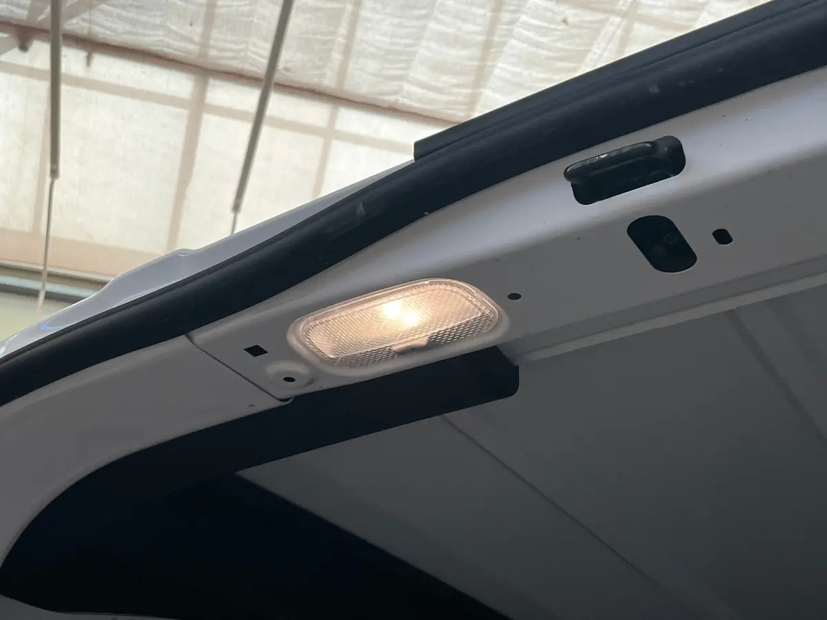 2.0 BlueHDi 145 S&S L3 Camera | Ingerichte Laadruimte | Carplay | Keyless | Climate | Cruise | Parkeersensoren Achter | 2 zitplaatsen rechtsvoor | 360 Parkeercamera | Achterdeuren met ruiten