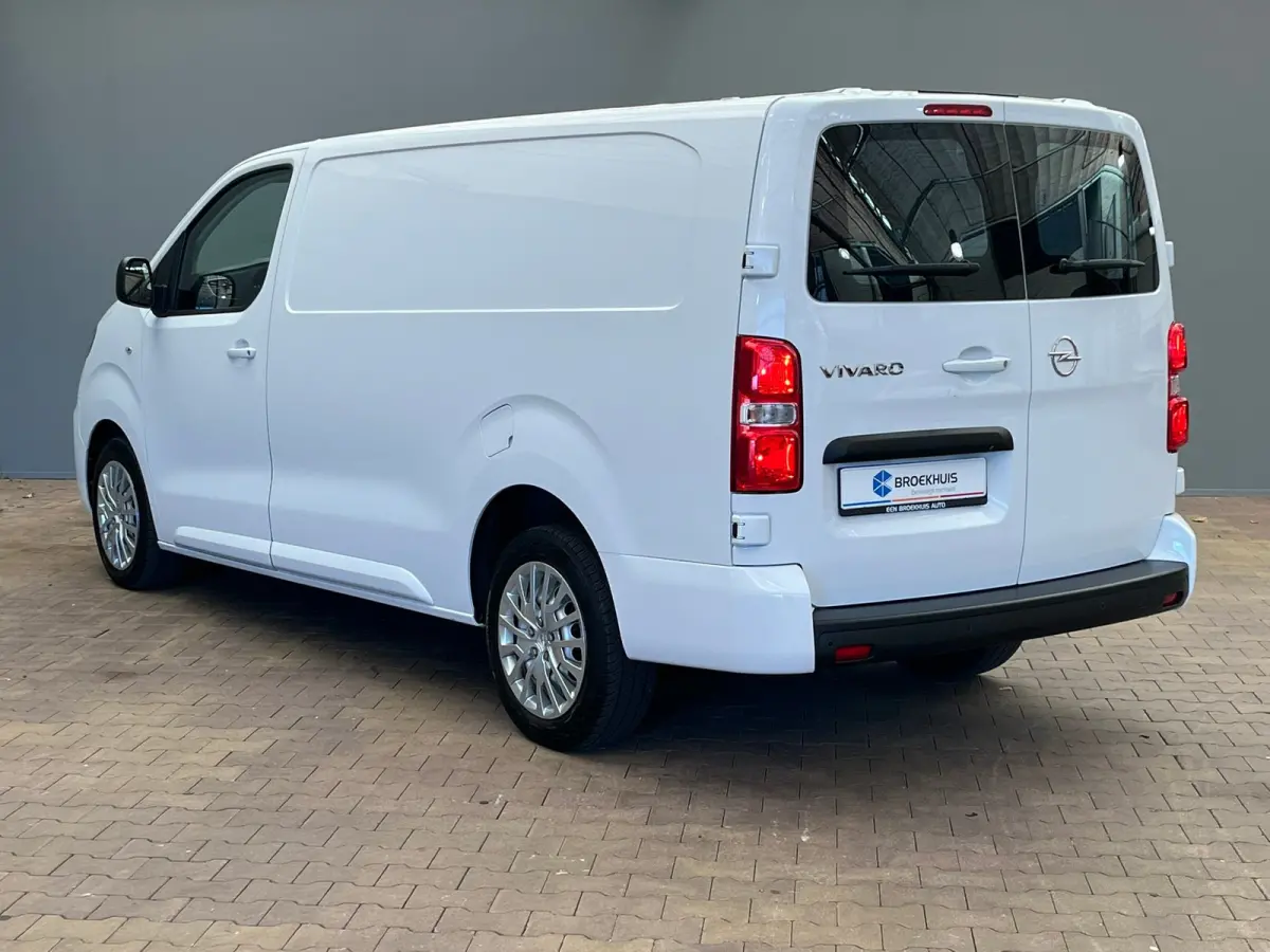 2.0 BlueHDi 145 S&S L3 Camera | Ingerichte Laadruimte | Carplay | Keyless | Climate | Cruise | Parkeersensoren Achter | 2 zitplaatsen rechtsvoor | 360 Parkeercamera | Achterdeuren met ruiten
