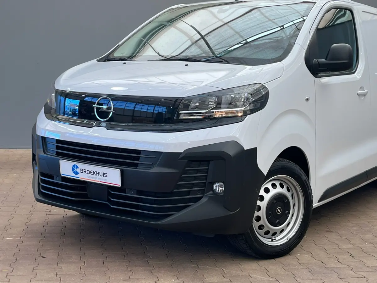 2.0 Diesel 180 S&S L3 Ingerichte Laadruimte | Parkeersensoren Rondom | Carplay | Climate Control | Digitaal Dashboard | 2 zitplaatsen rechtsvoor | Airco | Airco (automatisch)