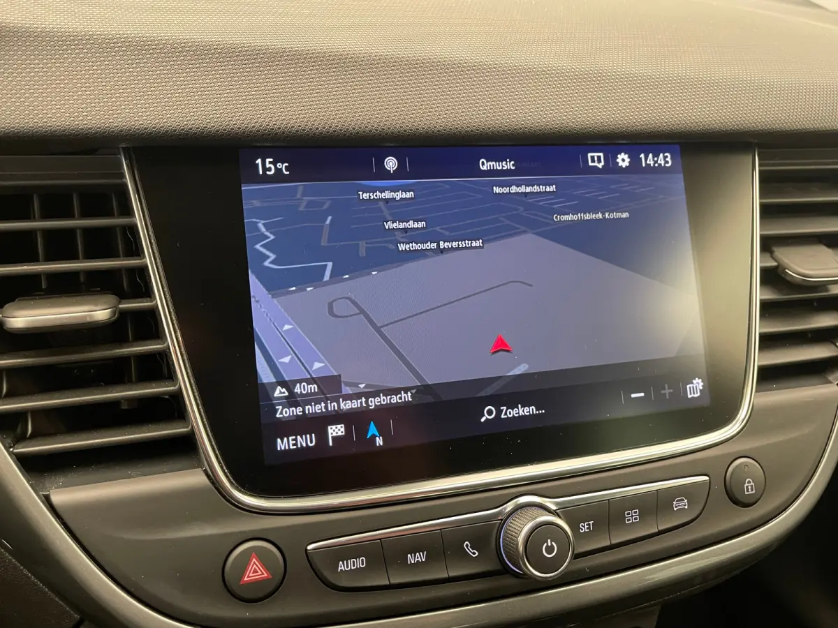 1.2 TURBO 110PK ULTIMATE Alcantara | Camera | Carplay | Parkeersensoren Rondom | Climate Control | 17" Lichtmetaal | Camera  | Achteruitrijcamera | Apple Carplay/Android Auto|telefoonintegra