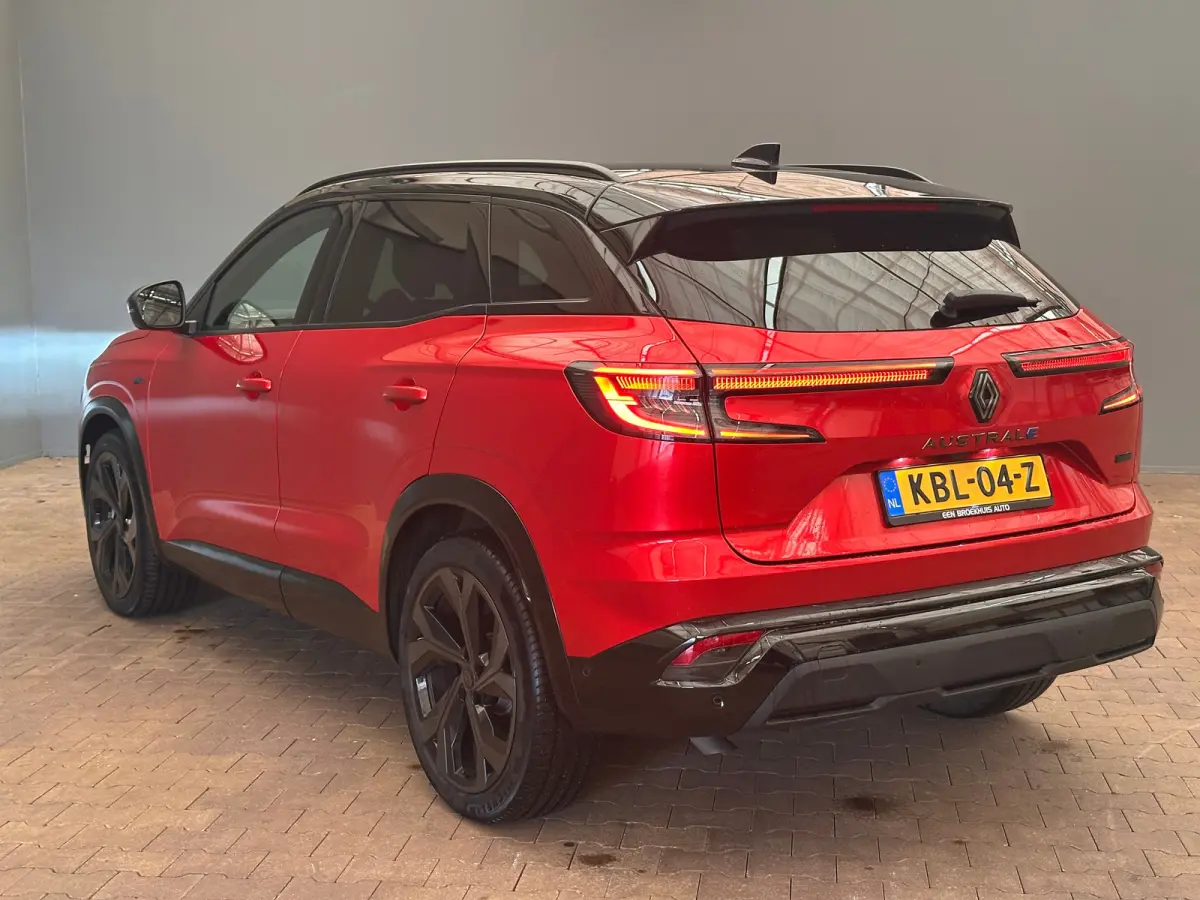 1.2 E-Tech full hybrid iconic esprit Alpine Rondomzicht Camera | 20" Lichtmetaal | Navigatie | Heads-up Display | Stuur & Stoelverwarming | Apple Carplay/Android Auto|telefoonintegratie prem
