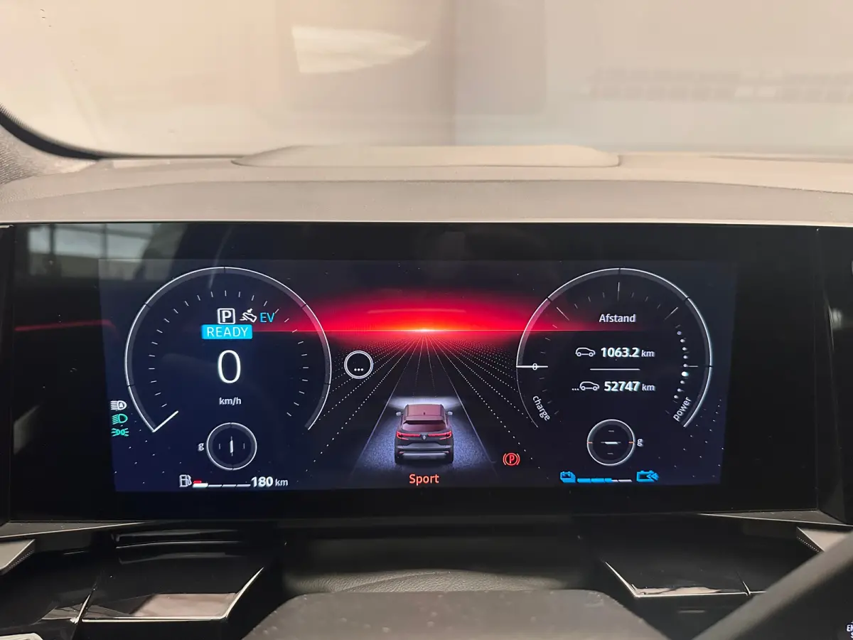 1.2 E-Tech full hybrid iconic esprit Alpine Rondomzicht Camera | 20" Lichtmetaal | Navigatie | Heads-up Display | Stuur & Stoelverwarming | Apple Carplay/Android Auto|telefoonintegratie prem