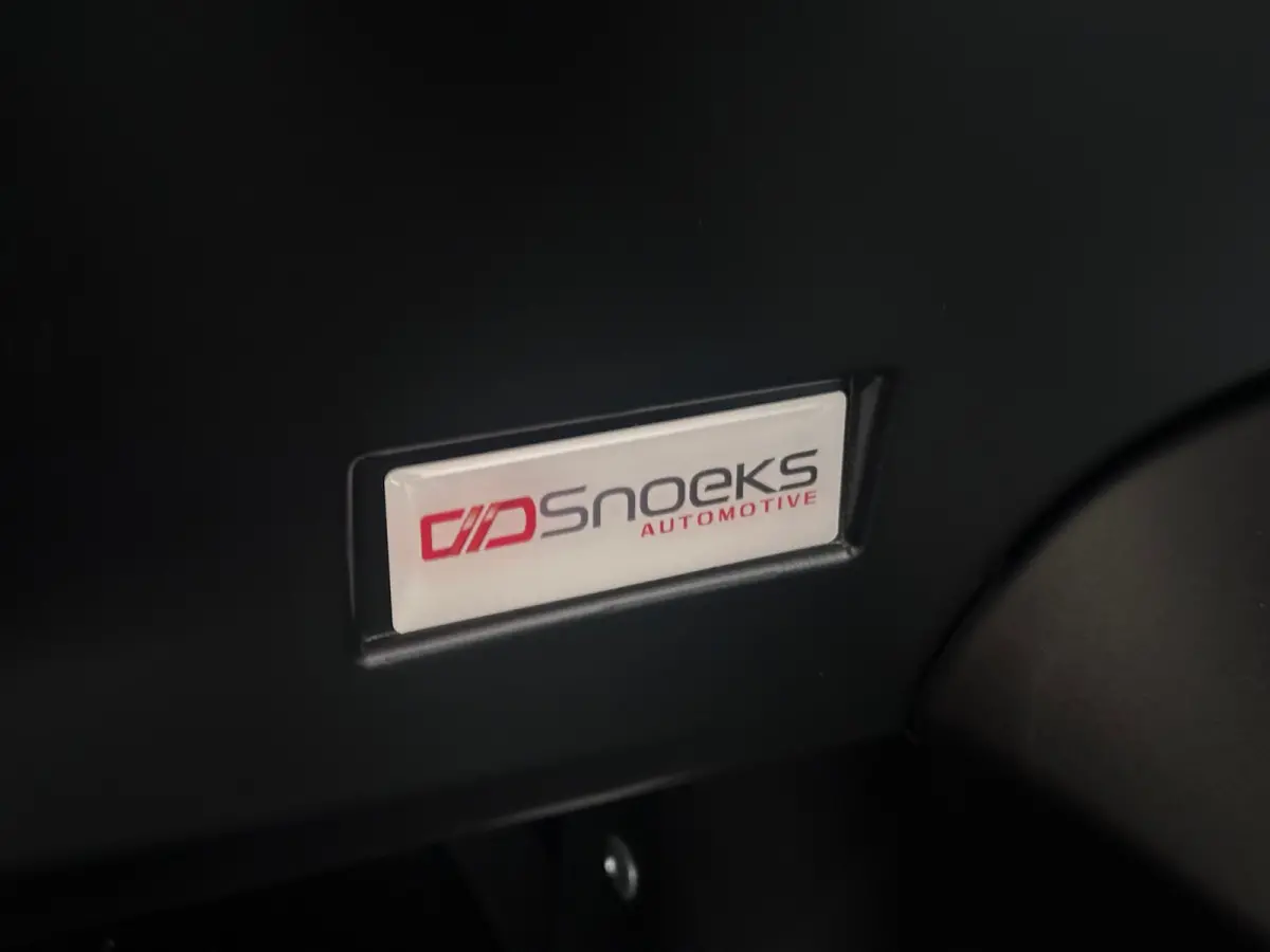 116 CDI L2 Select Snoeks (Meer Beenruimte) | Lederen Bekleding | Rondomzicht Camera | Parkeersensoren | Navigatie | 17" Lichtmetaal  | Airco (automatisch) | Anti Blokkeer Systeem | Buitenspi