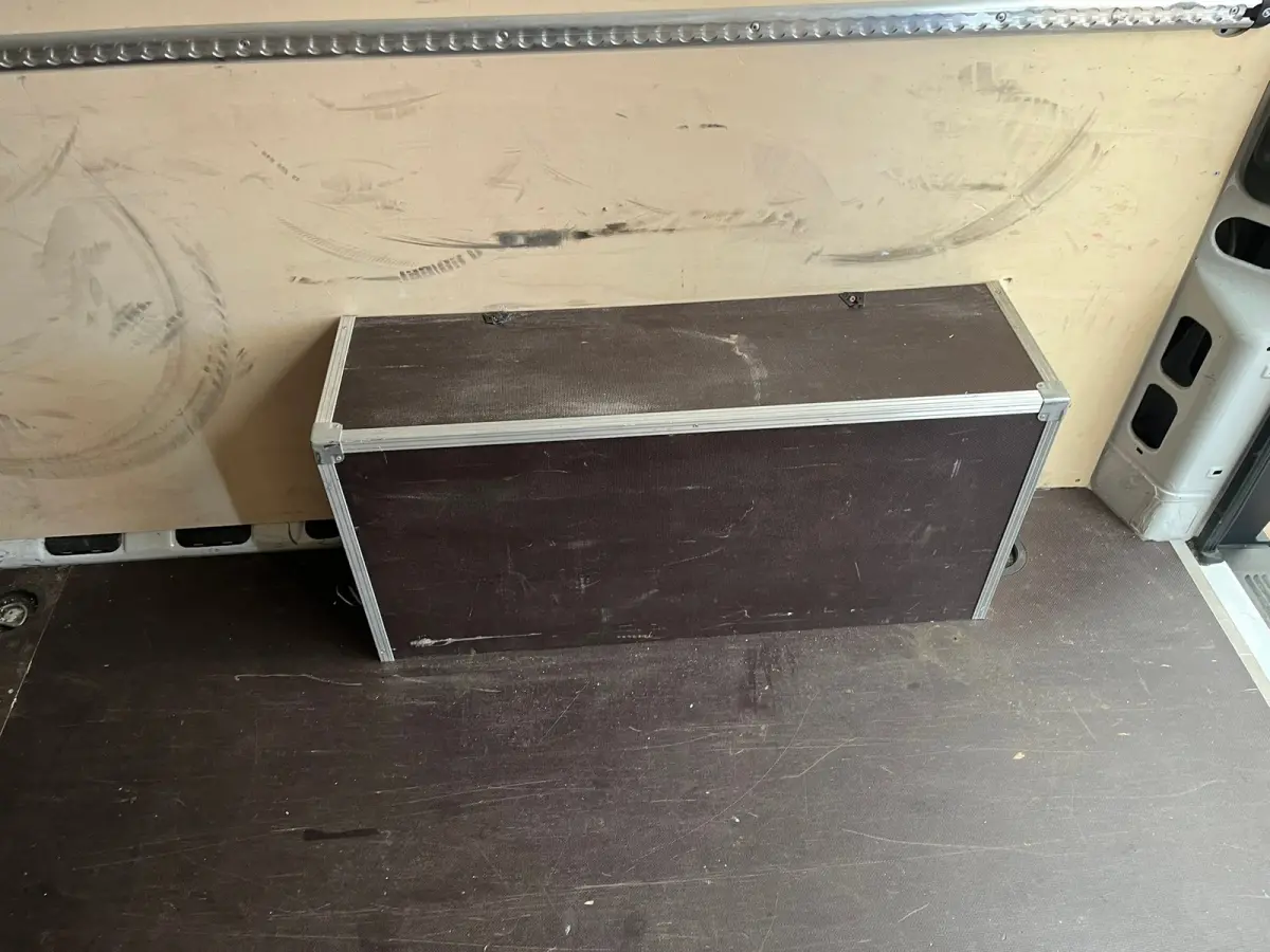 2.2D 140 S&S L3H2 3.5t Camera | Ingerichte Laadruimte | Cruise | Airco | 3 Zits! | DAB | Dodehoek Detectie | Achteruitrijcamera | Airco | Buitenspiegels verwarmbaar