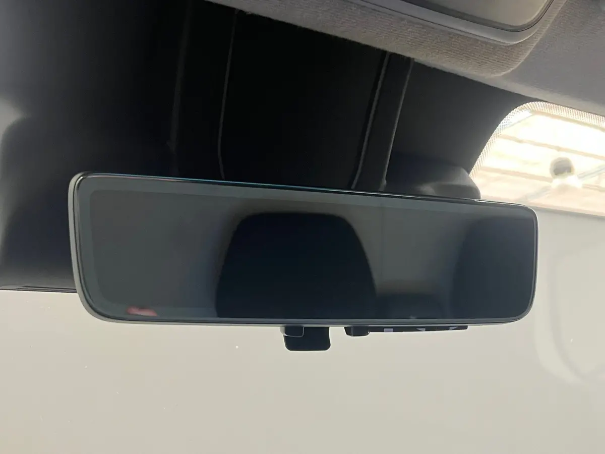 2.2D 140 S&S L3H2 3.5t Camera | Ingerichte Laadruimte | Cruise | Airco | 3 Zits! | DAB | Dodehoek Detectie | Achteruitrijcamera | Airco | Buitenspiegels verwarmbaar